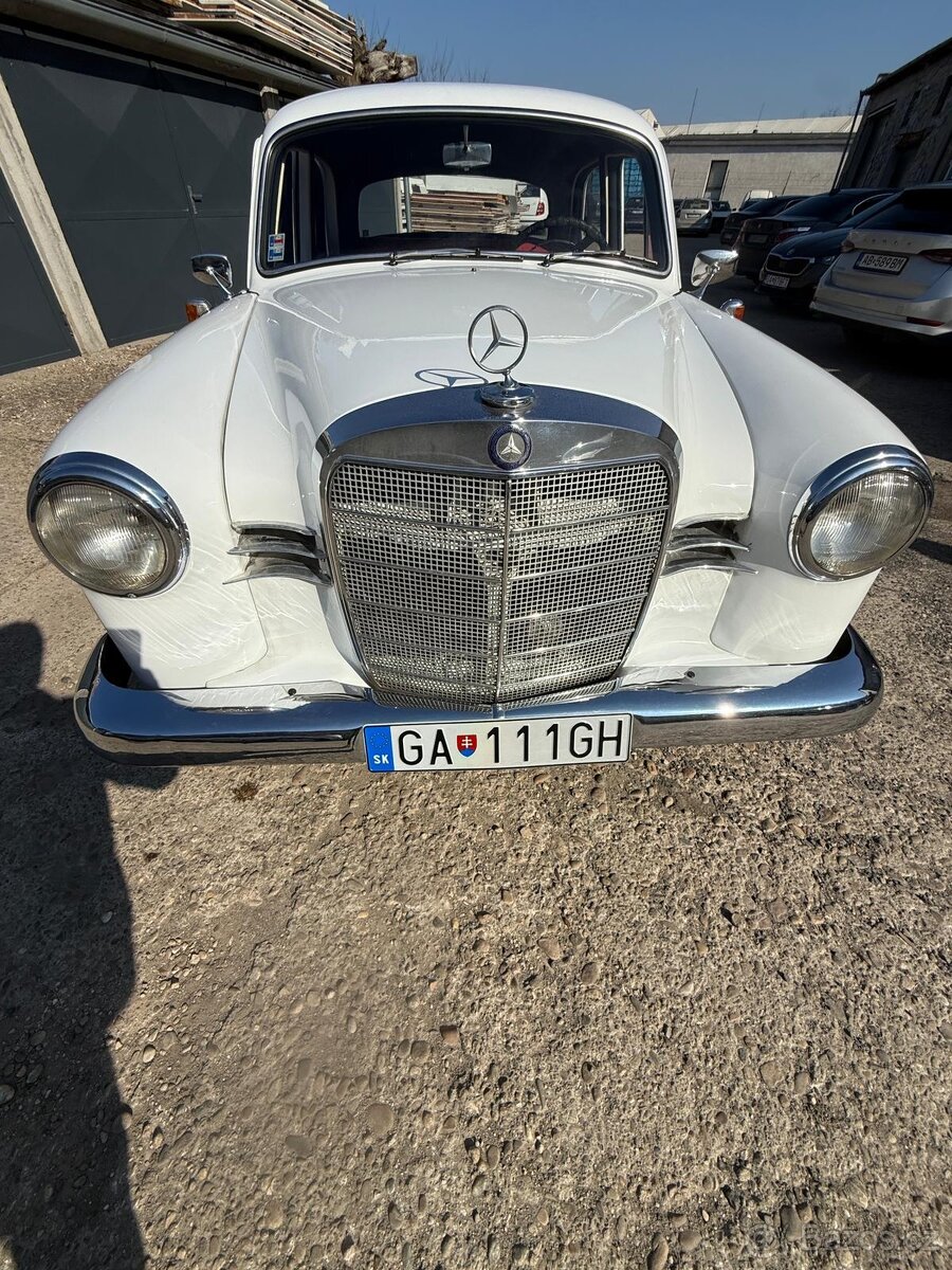 Mercedes Ponton 180 - 2