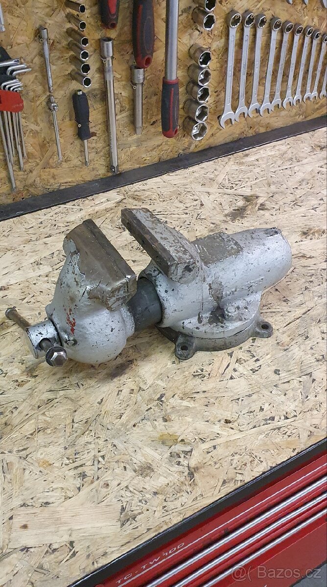 Svěrák York 125 - 2