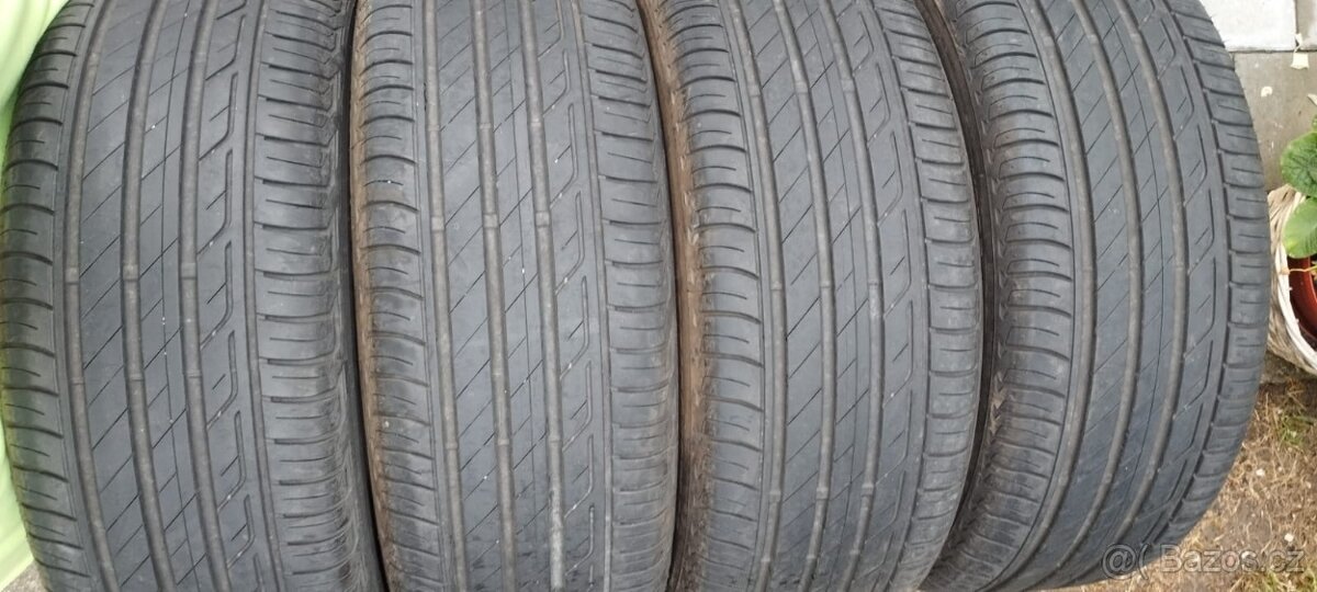 Bridgestone Turanza 215/55 R17 94V - 2