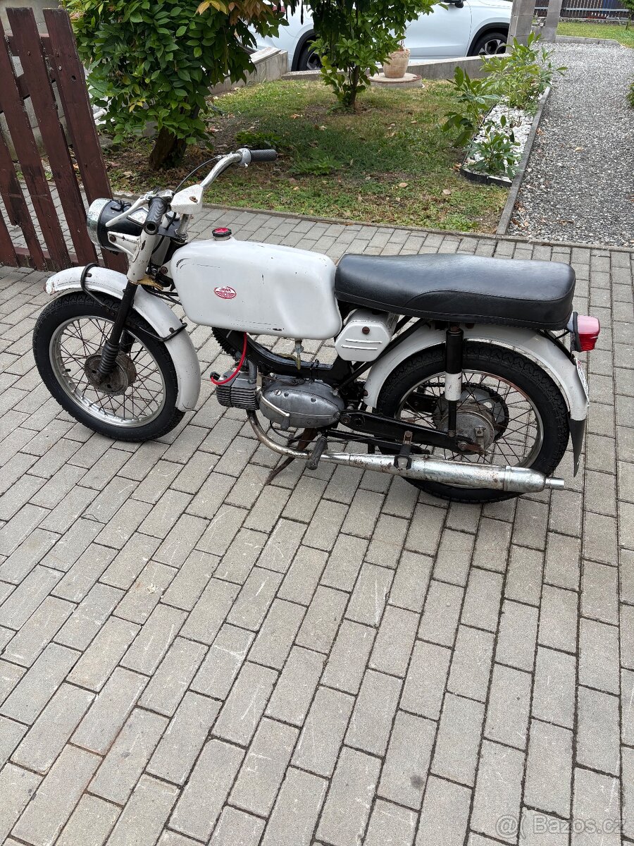 Jawa Mustang - 2