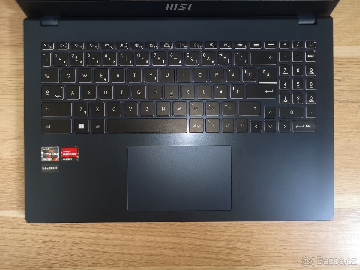 Osmijádrový notebook MSI Modern 15 B7M - 2