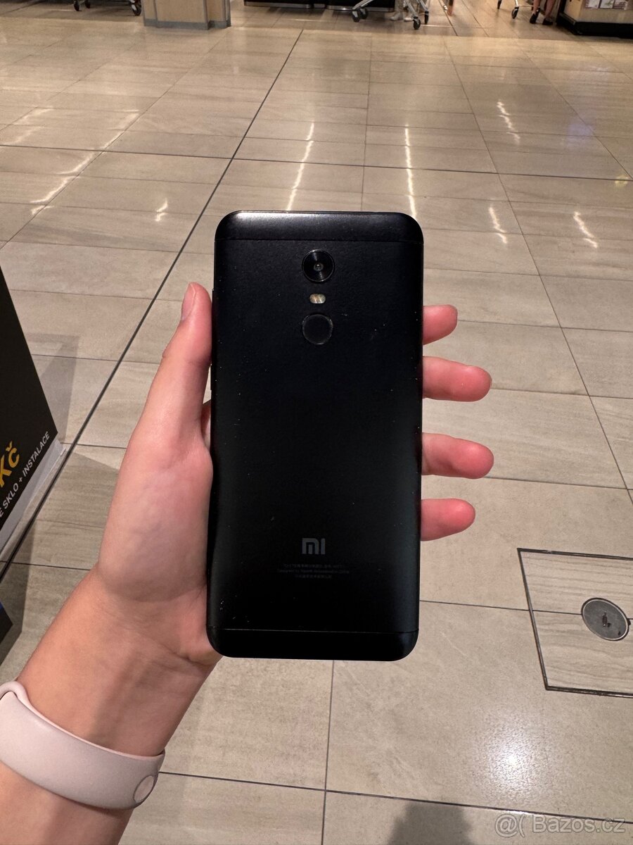 Xiaomi Redmi 5 Plus (32 GB) - 2