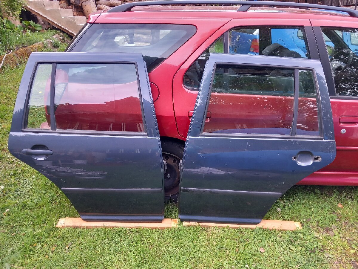 Zadní dveře Volkswagen golf 4 kombi - 2