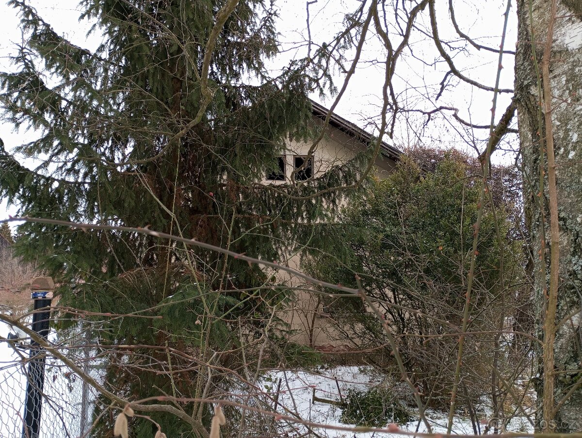 Prodej domu s pozemkem, k demolici, s podaným projektem - 2