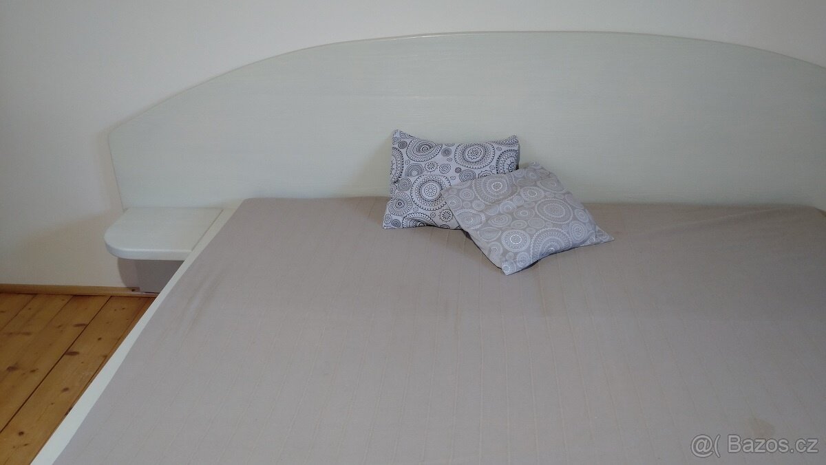 Set postel a komoda z masivu - 2