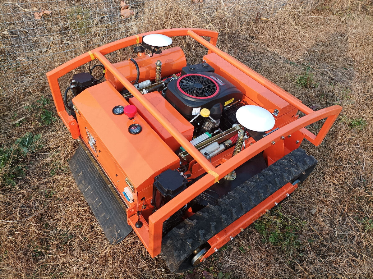 RC ovladaná svahová mulčovací sekačka SKK 80, Hybrid - 2