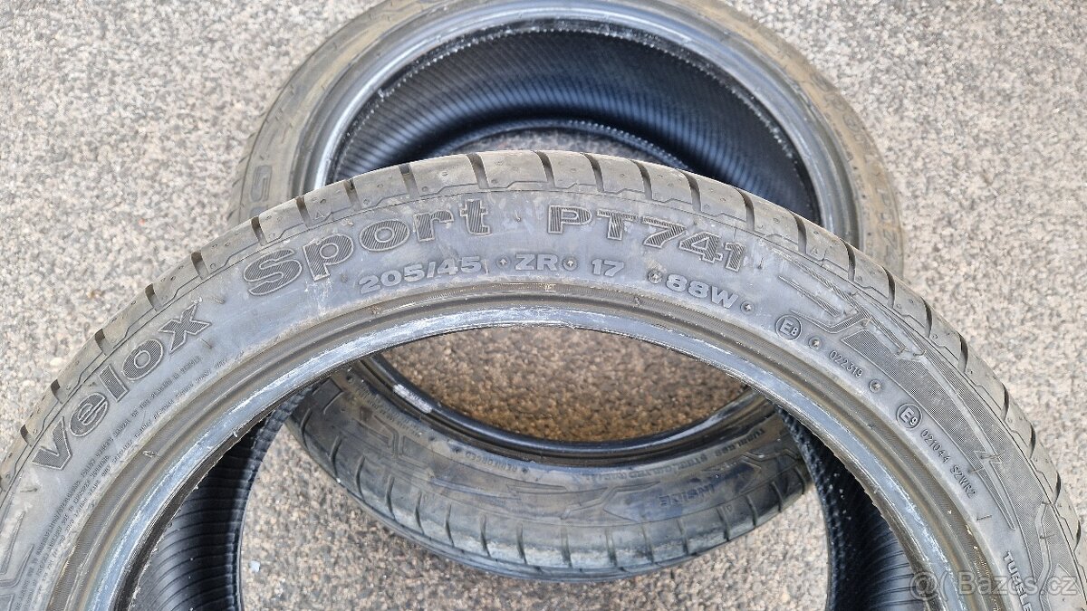 Letní pneu 205/45/17 Petlas Velox Sport PT741 2ks - 2