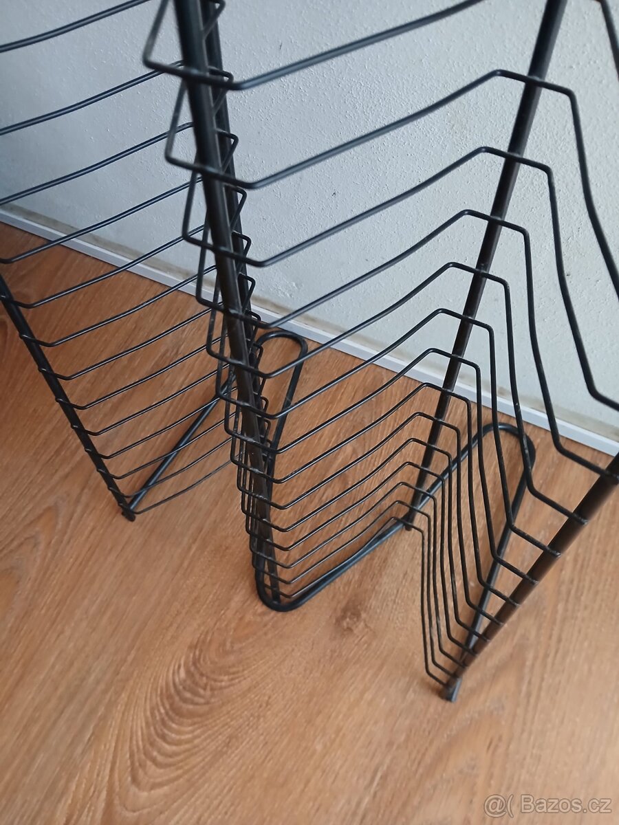 Kovový stojan / regál na CD – moderní design - 2