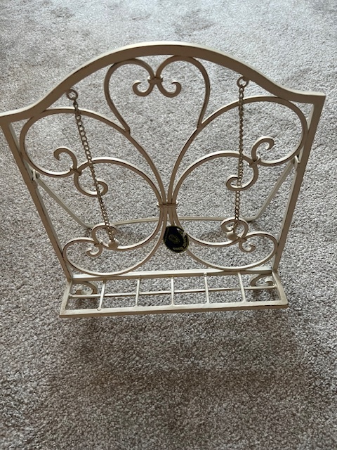 Designový stojánek na kuchařku/ knihu - NOVÝ - 2