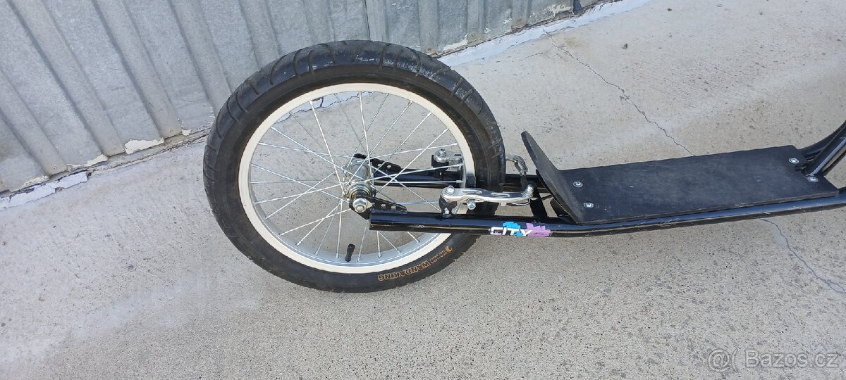 Koloběžka Worker City 16" kola - 2