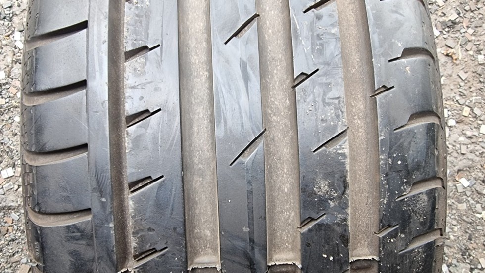 Letní pneumatika 225/45/17 Continental - 2