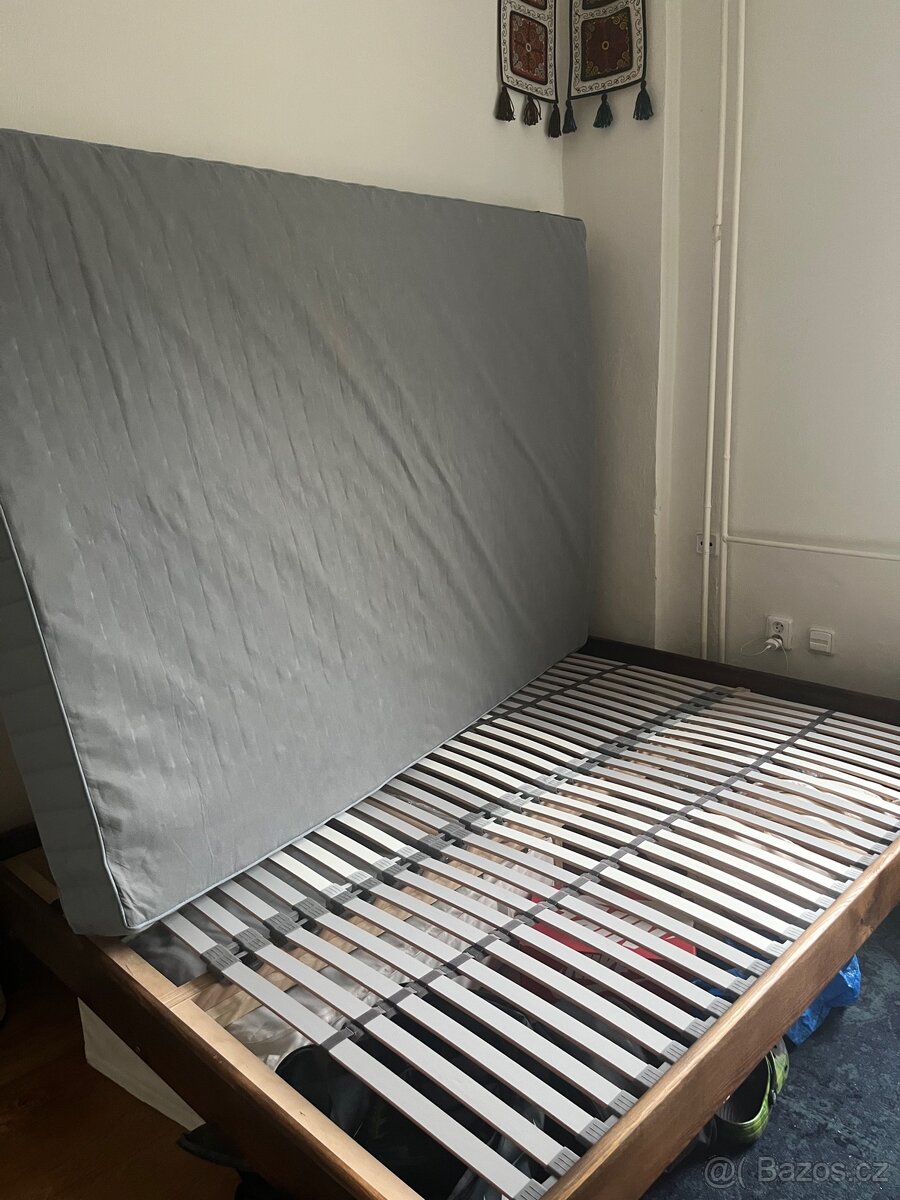 Prodám postel 140 × 200 cm - 2