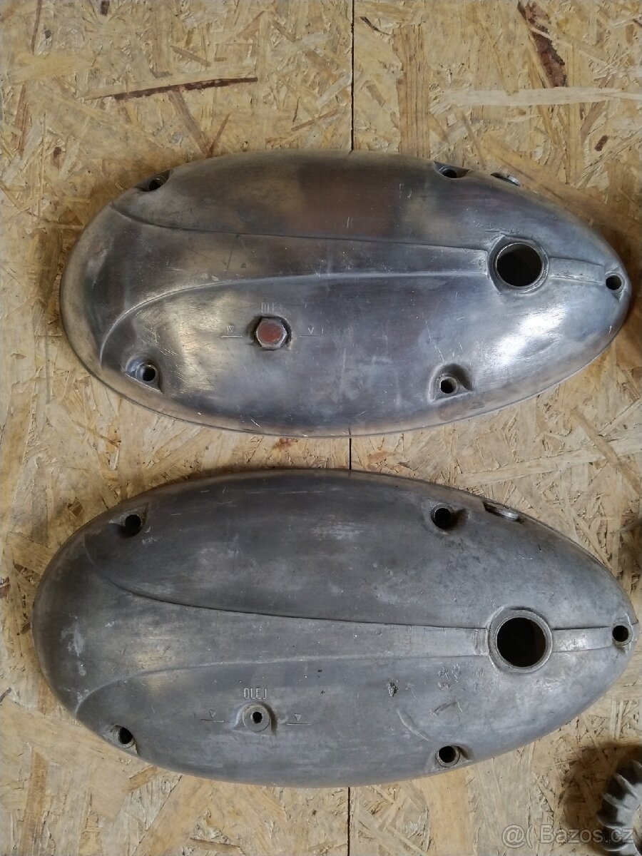 Jawa 250 pérák - díly motoru - 2