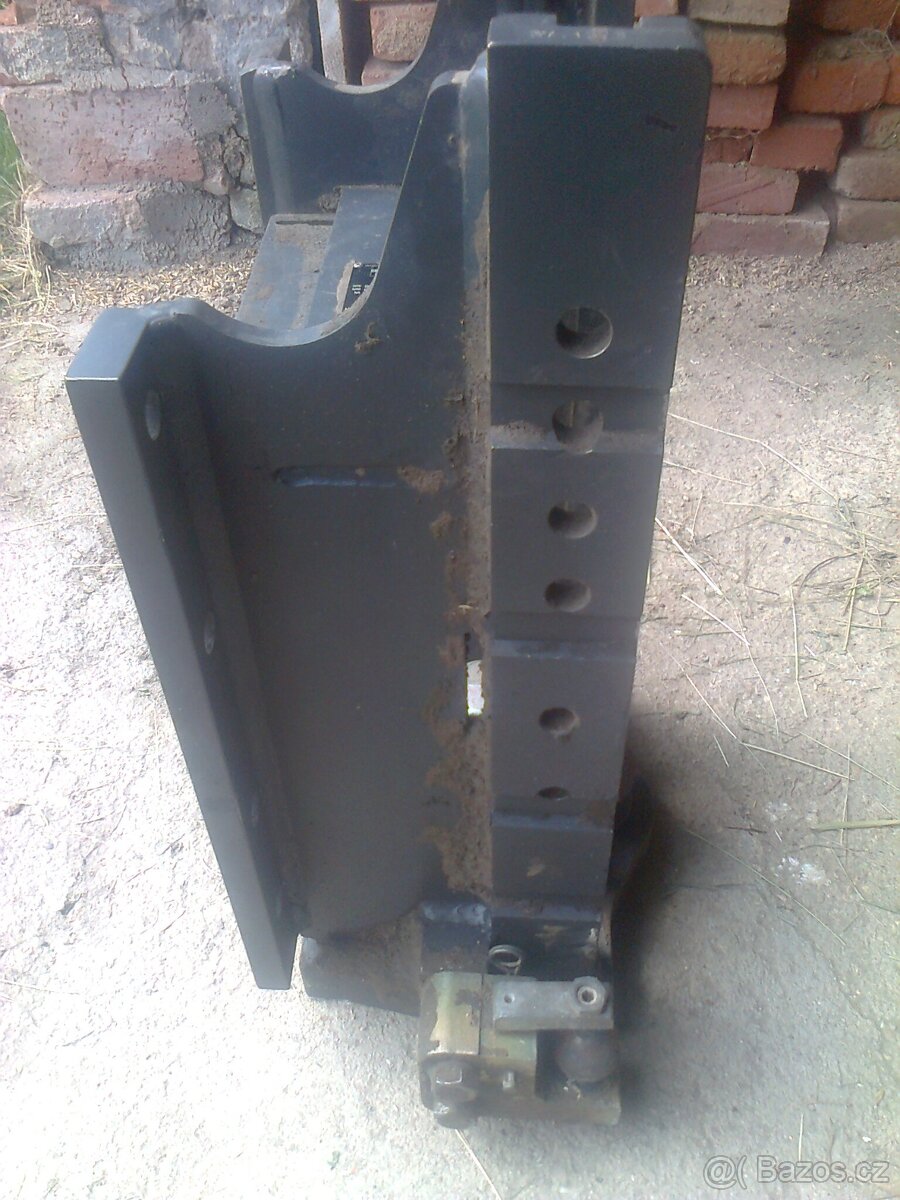 konzole závěsu - 2