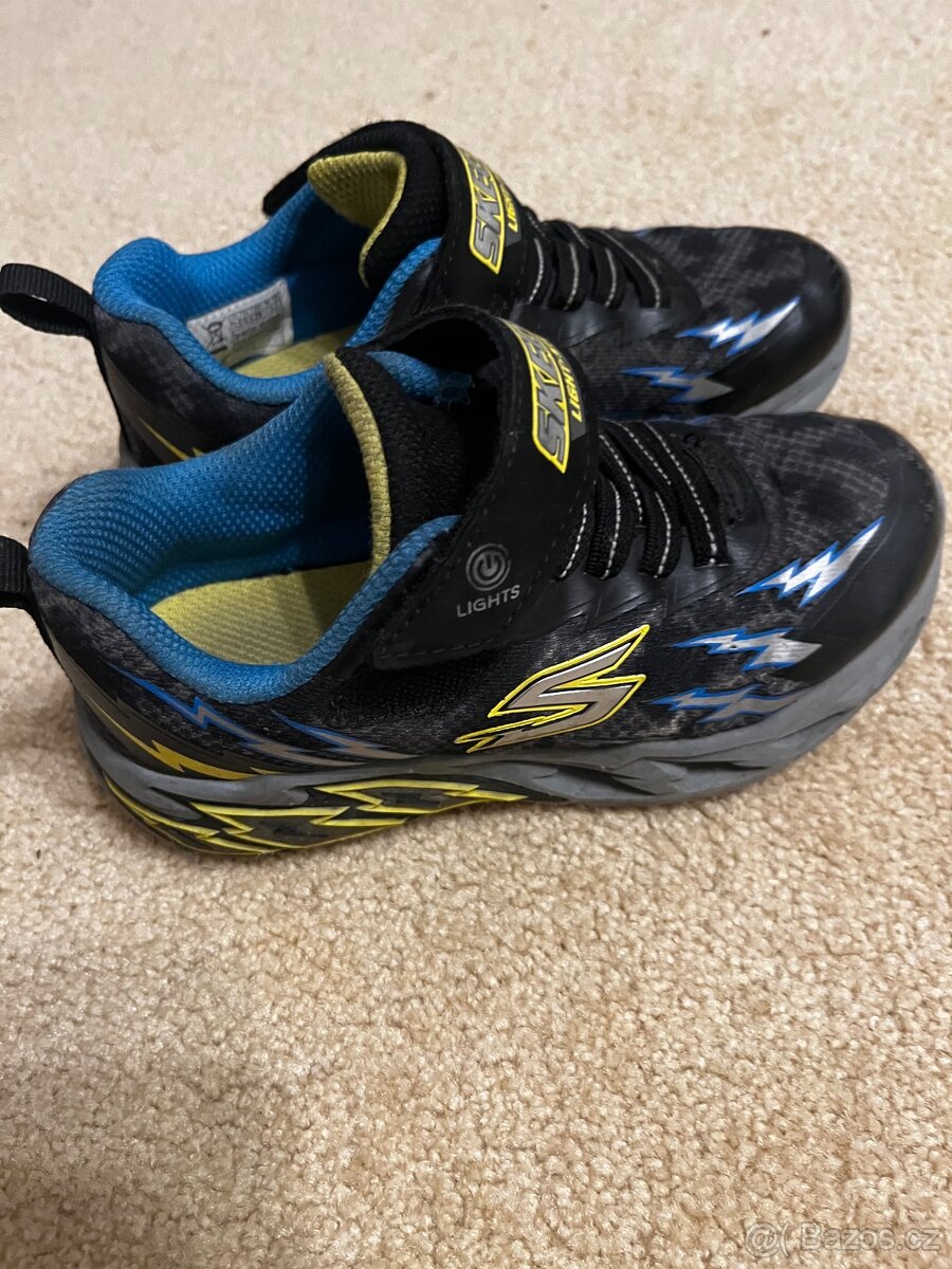 Skechers - 2