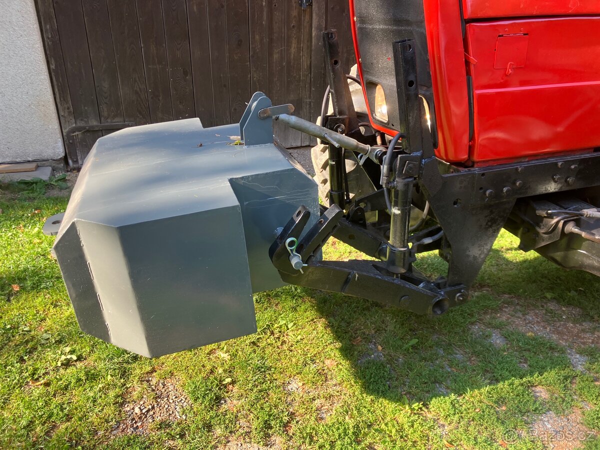 Závaží na traktor 600kg - 2