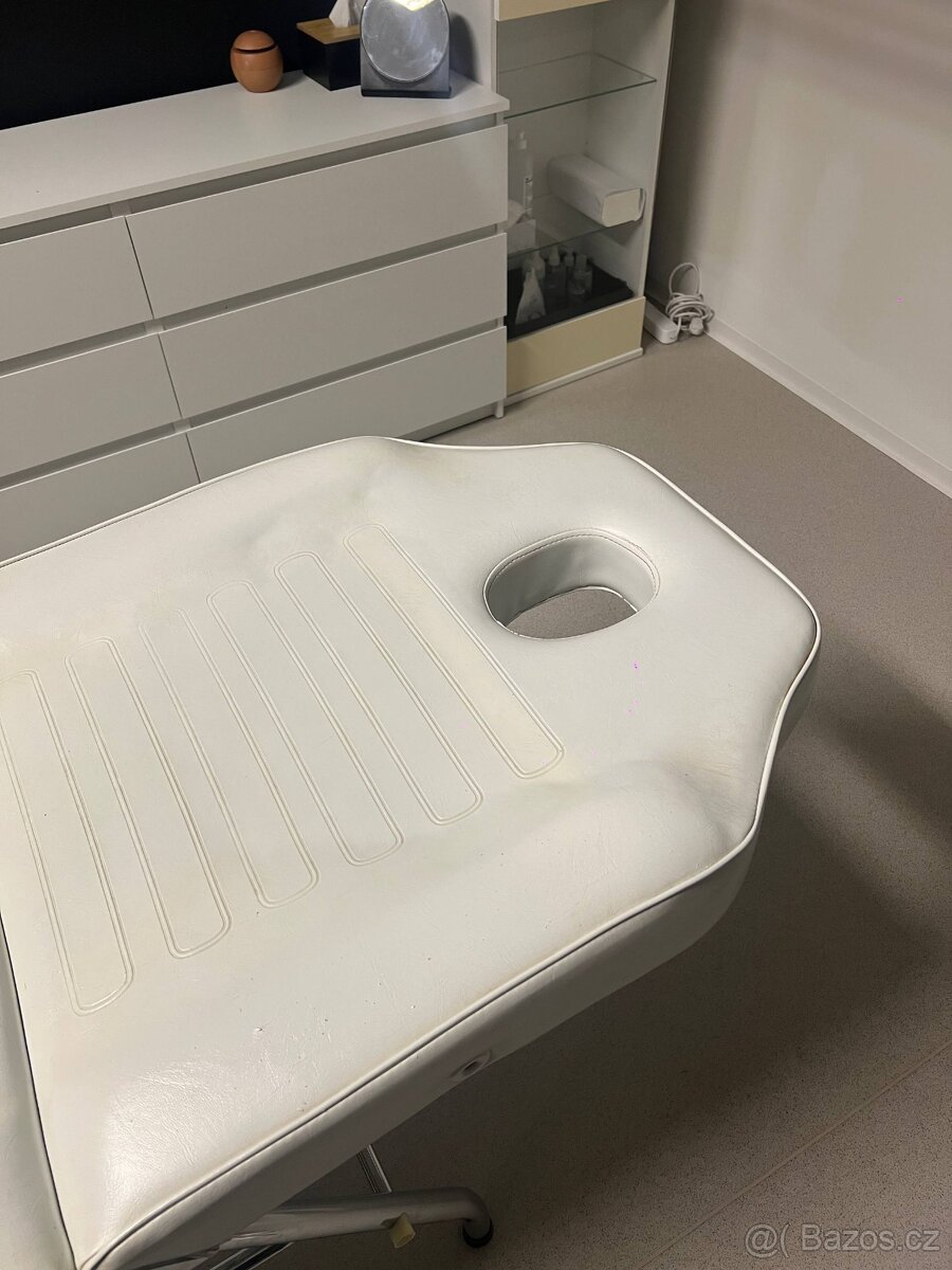 Kosmetické lehátko - 2