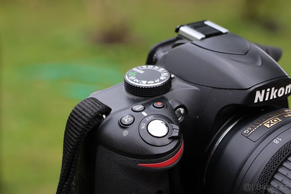 Nikon D3200 s příslušenstvím - 2