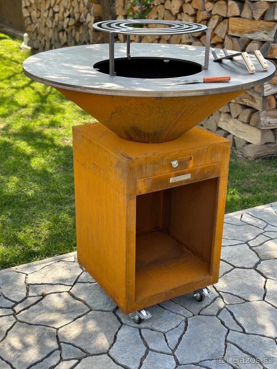 Prodán nový zahradní Gril z Cortenu - 2