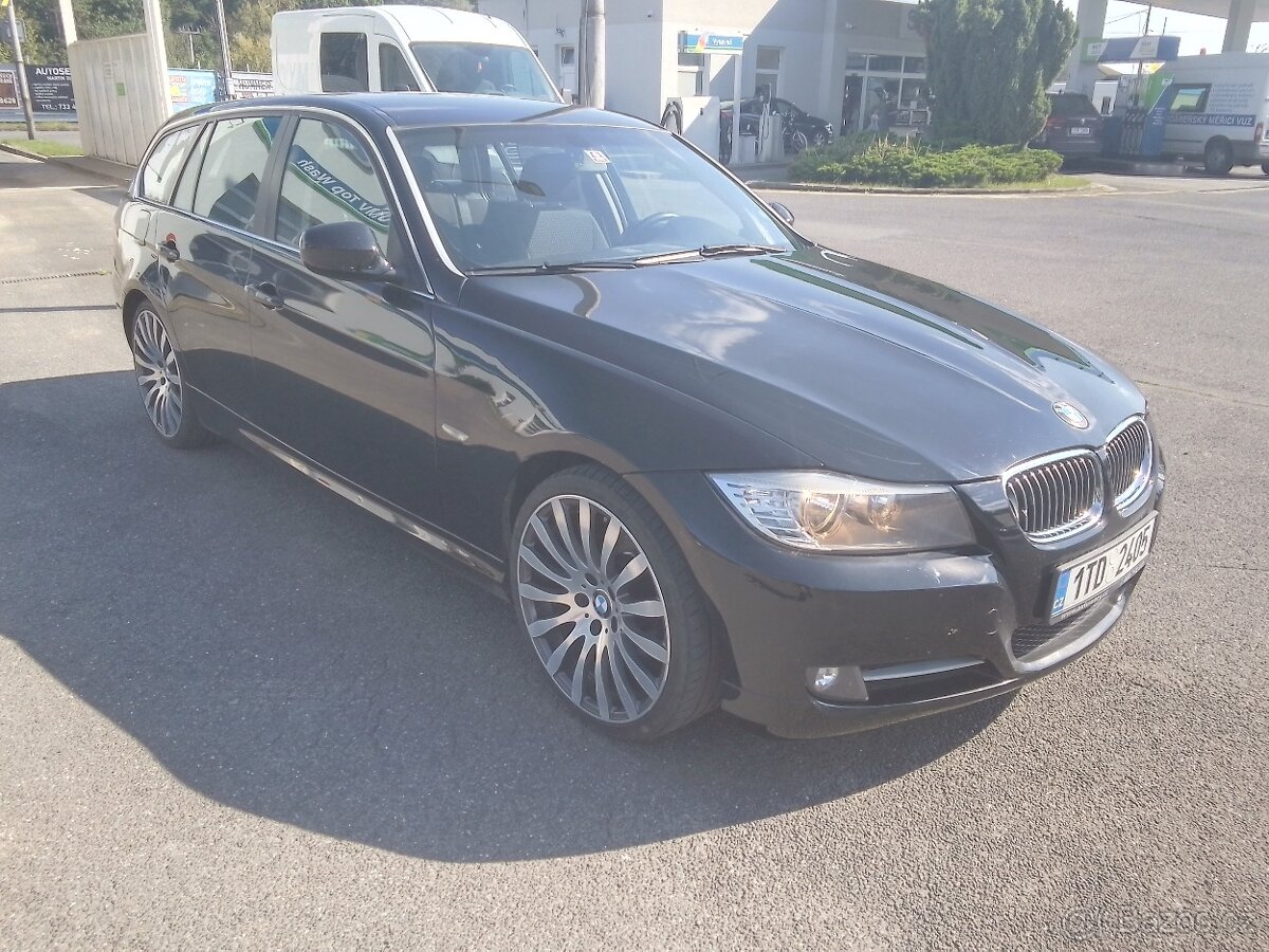 BMW 318 Touring 2,0 AUTOMATIC - 2