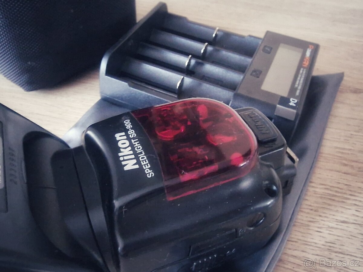 Nikon Speedlight SB 900 - 2