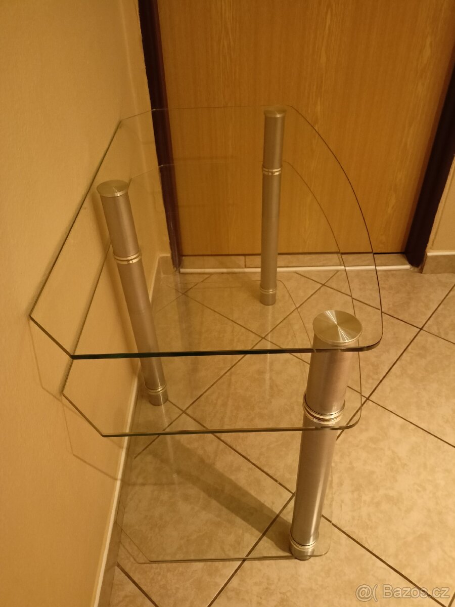 Skleněný konferenční stolek - 2