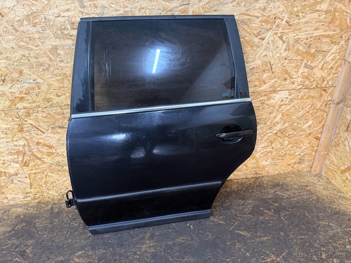 KOMPLETNÍ LEVÉ ZADNÍ DVEŘE VW PASSAT B5.5 KOMBI - 2