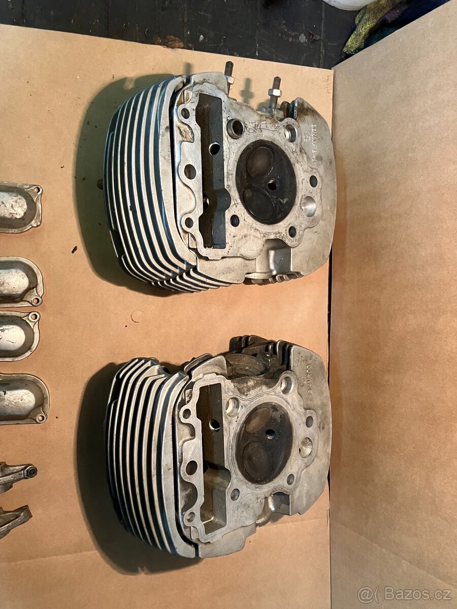 XVS 650 dragstar - hlavy válců - 2