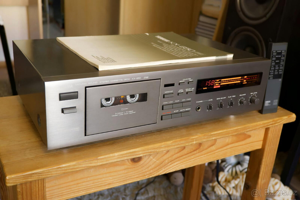 Tříhlavý tape deck YAMAHA KX-650 + originální DO - 2