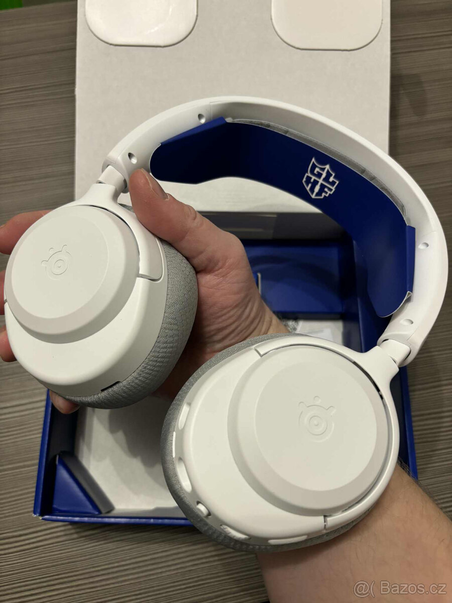 NOVÁ Herní sluchátka SteelSeries Arctis Nova 3PW White - 2