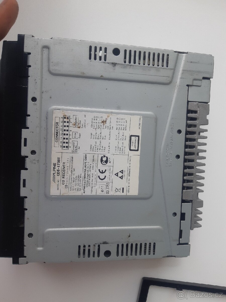 Autorádio Alpine CDE-173BT - 2