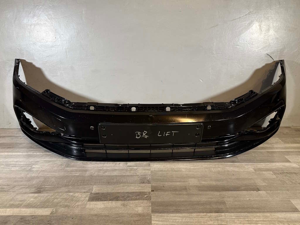 VW PASSAT B8 FACELIFT - náraznik 4xPDC - LC9X - 3G0807221E - 2