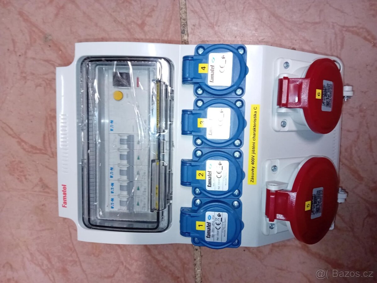 Stavební rozvadeč - 2