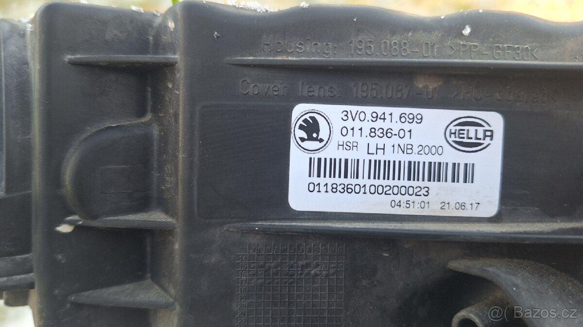 Levá přední mlhovka Škoda Superb 3 3V0941699 - 2