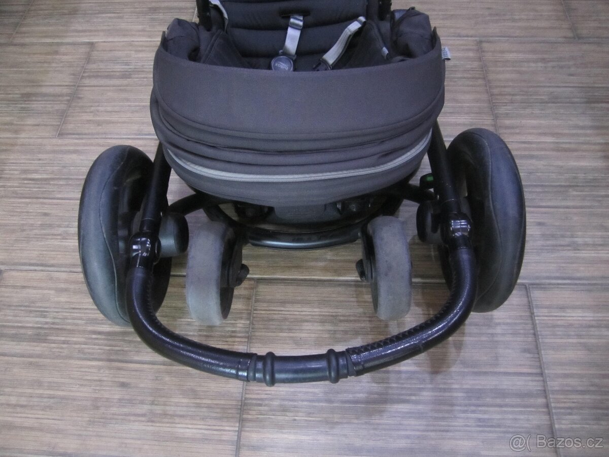 Skládací dětský kočárek - 2