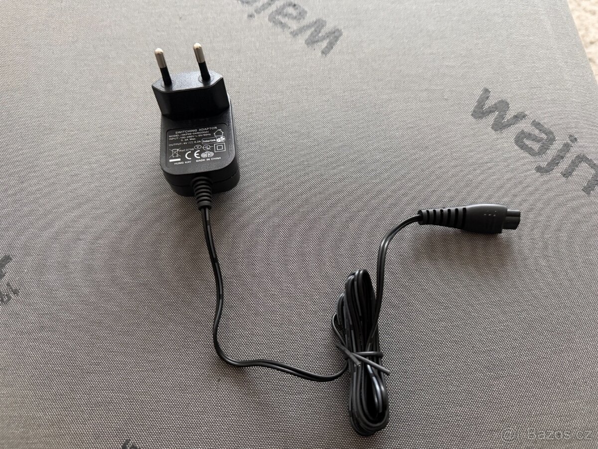 Adaptér pro holící strojek Rowenta 4V / 0,2A - 2
