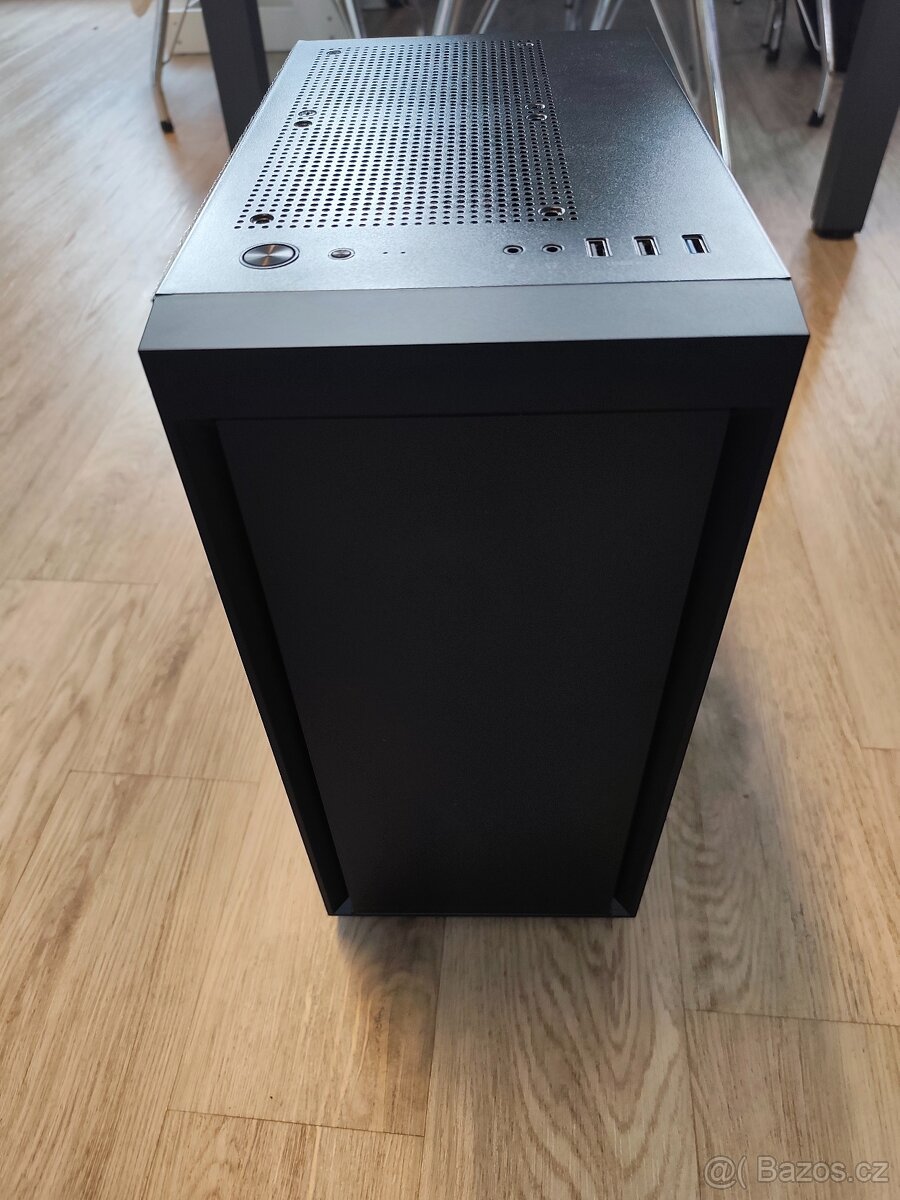 AMD Radeon Herní počítač - 2