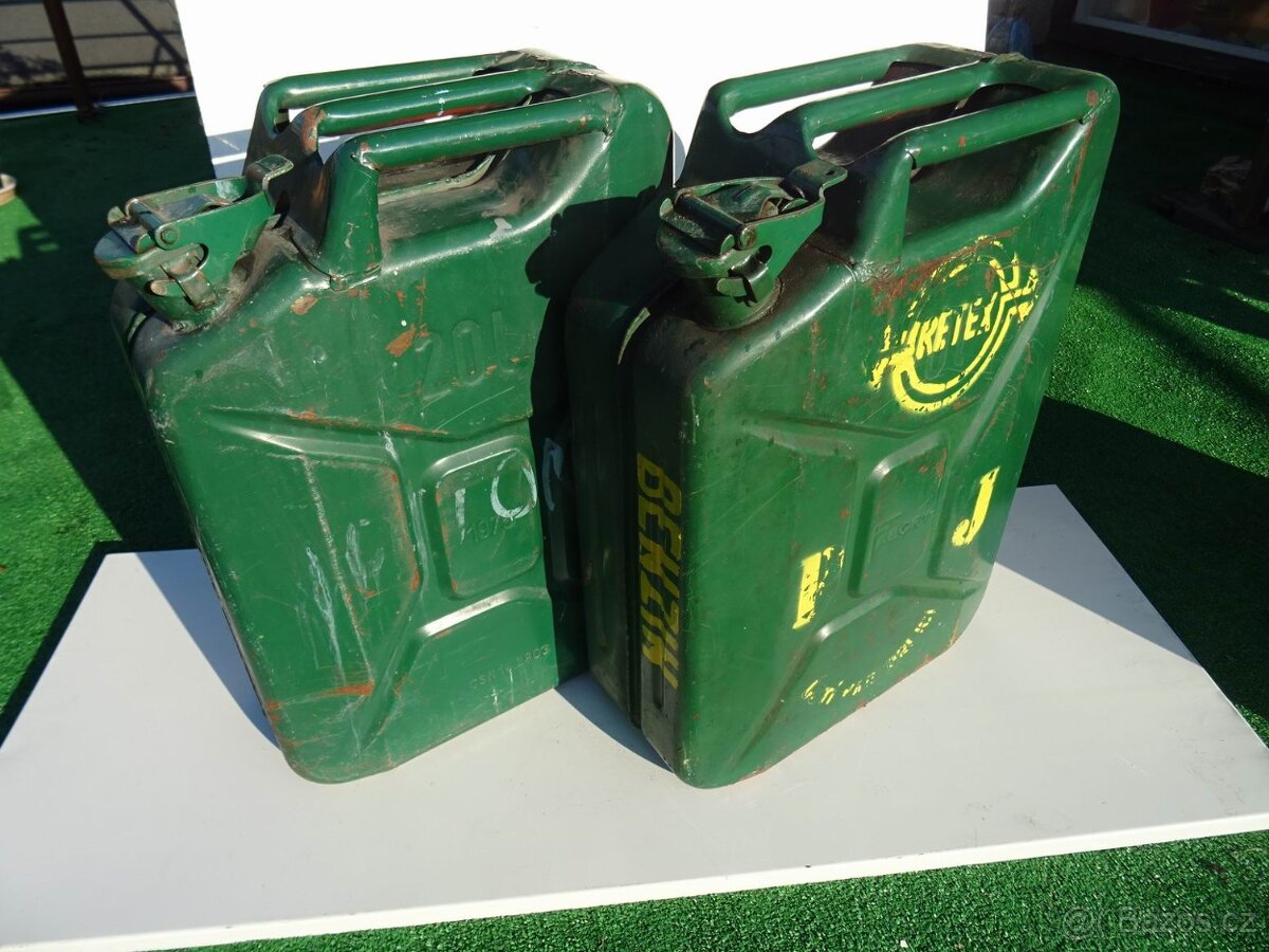Kanistry plechové 20 l ., RETRO - 2