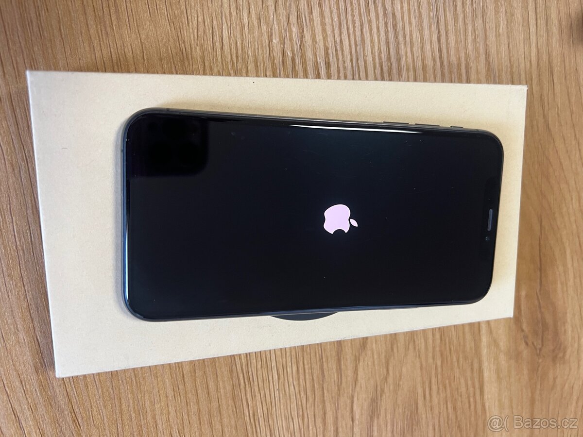iPhone XS 64 GB Space Gray - 2