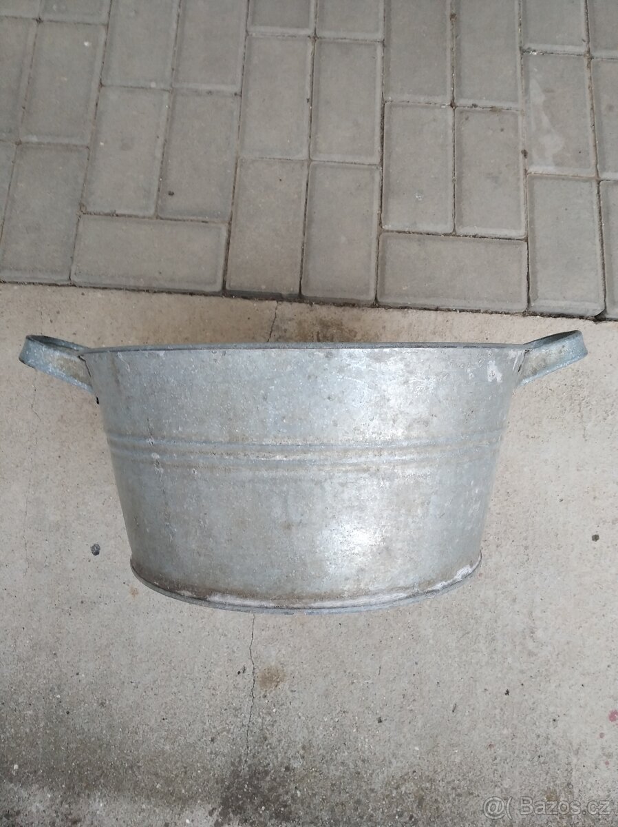 Pozinkovaná mísa - 2