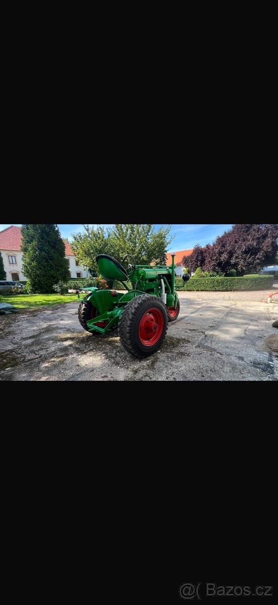 Historický traktor Ritscher - 2