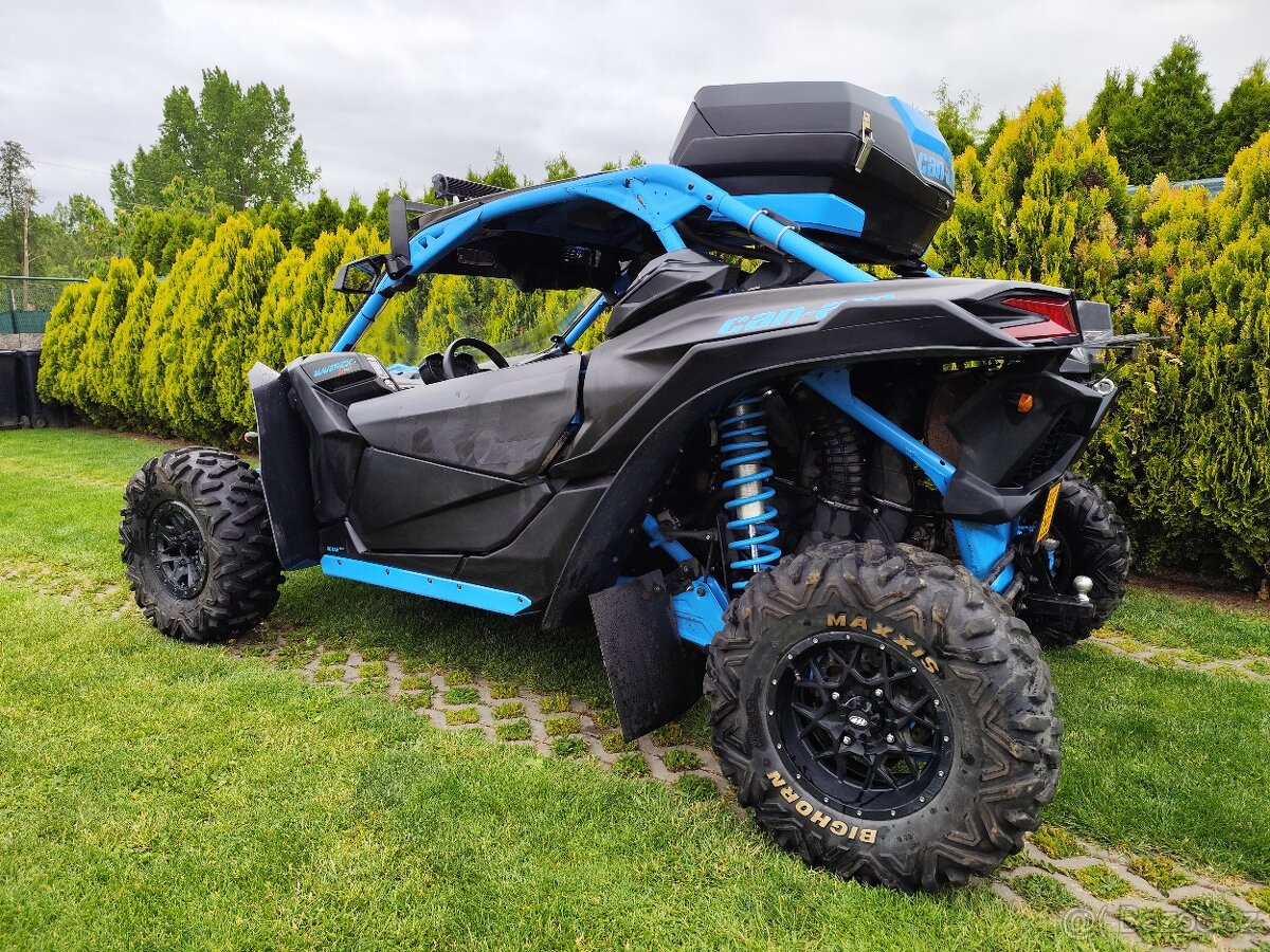 Can-Am MAVERICK 1000RC