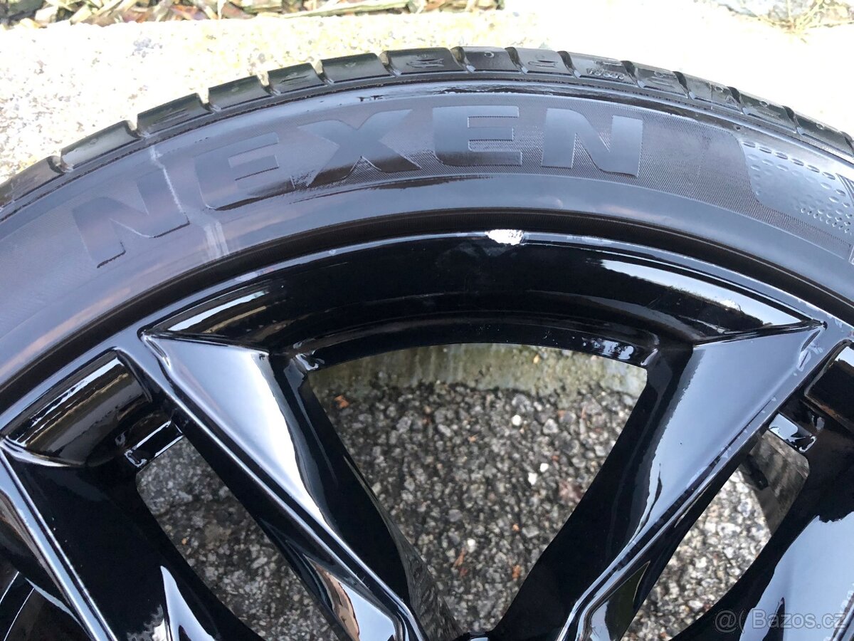 MAM alu kola 235/45/R18 - 2