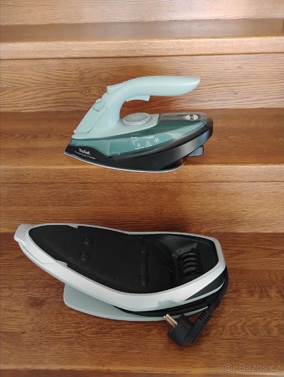 Bezdrátová žehlička Tefal 6670 - 2