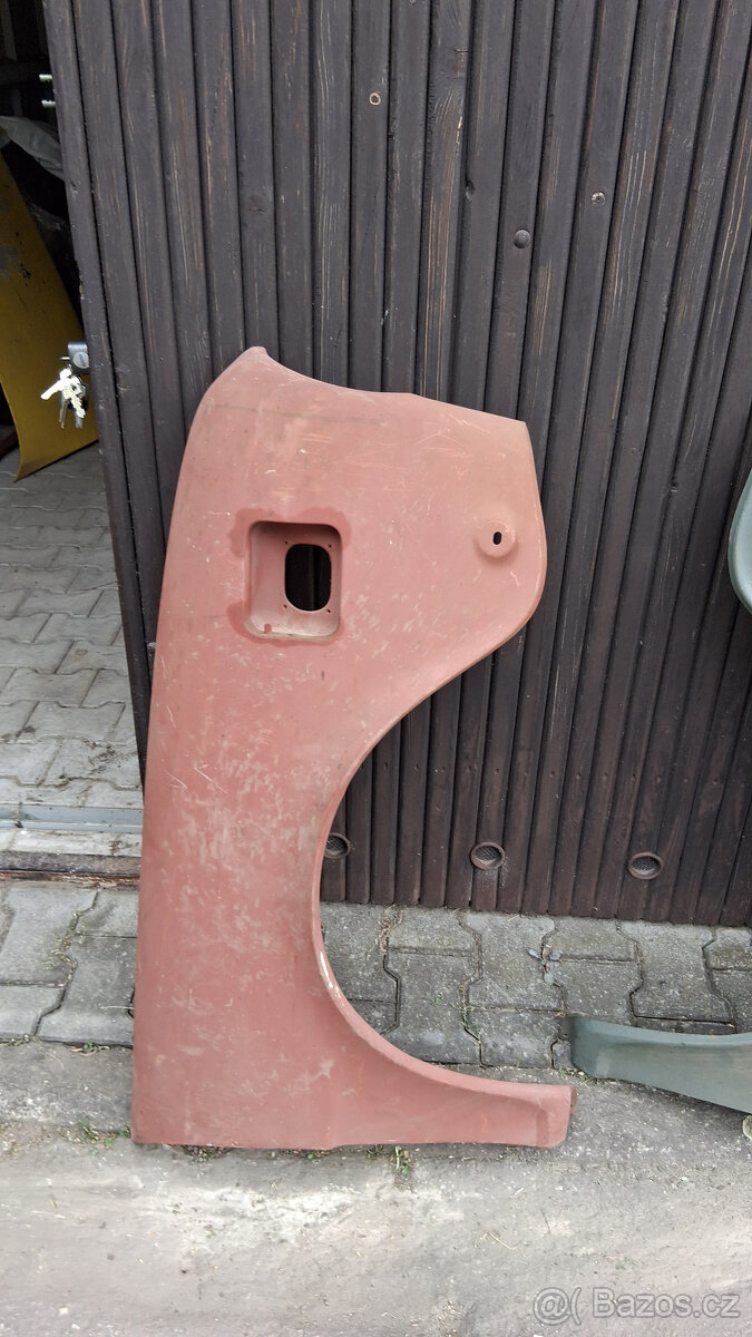 Blatníky Škoda 110R - nové - 2