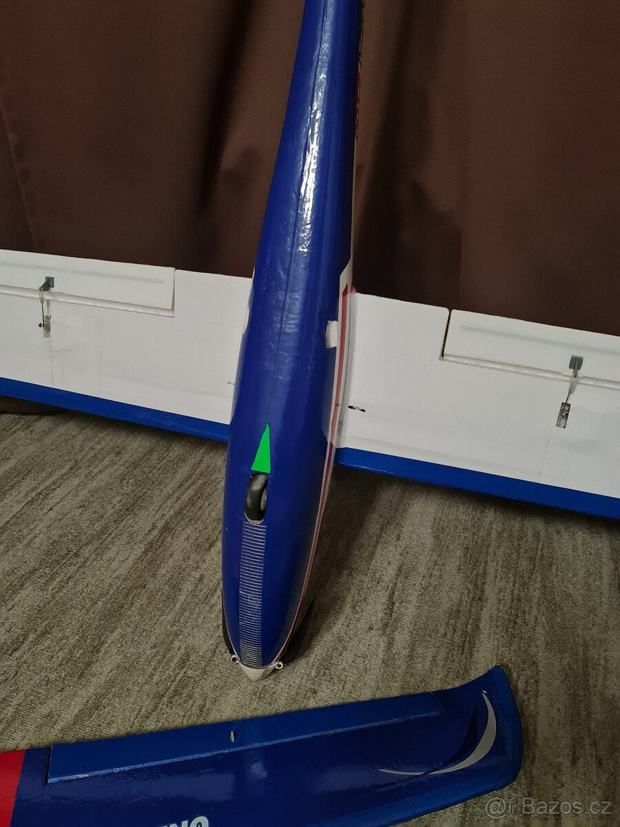 Prodám 2x RC letadlo Pelikan GAMA 2100 + vysílač FUTABA T 10 - 2