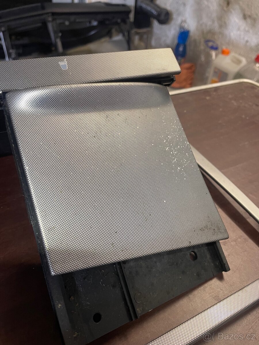 Netzoptik dekor pro VW Bora & VW Golf 4 - 2