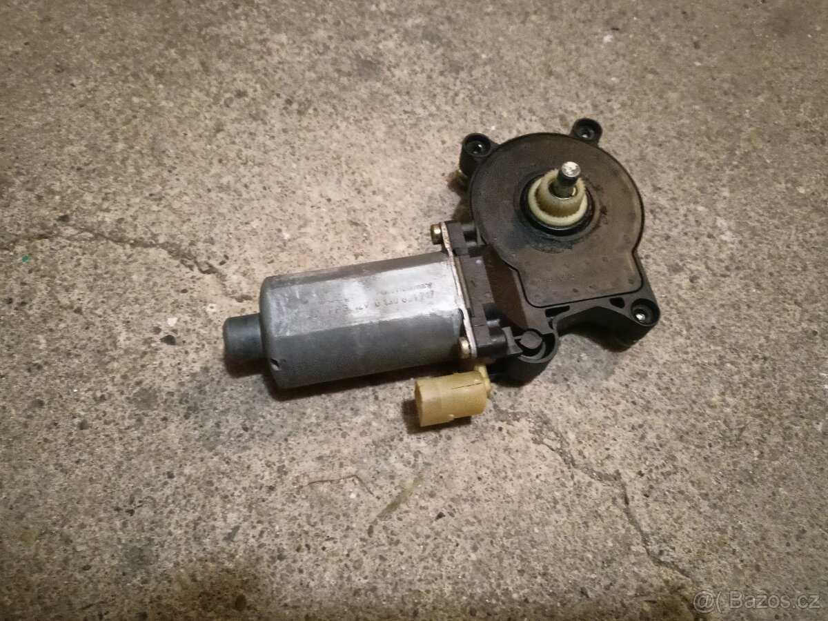 BMW E46 přední motorek na stahování skla - 2