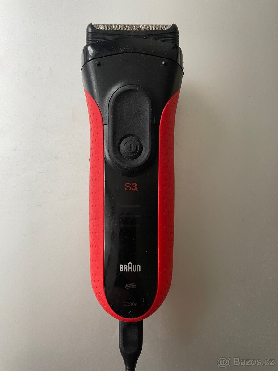Holicí strojek Braun 3030s - 2