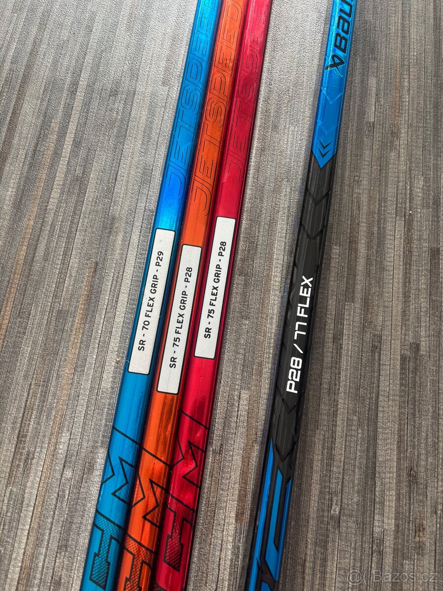 Hokejky CCM a Bauer - 2